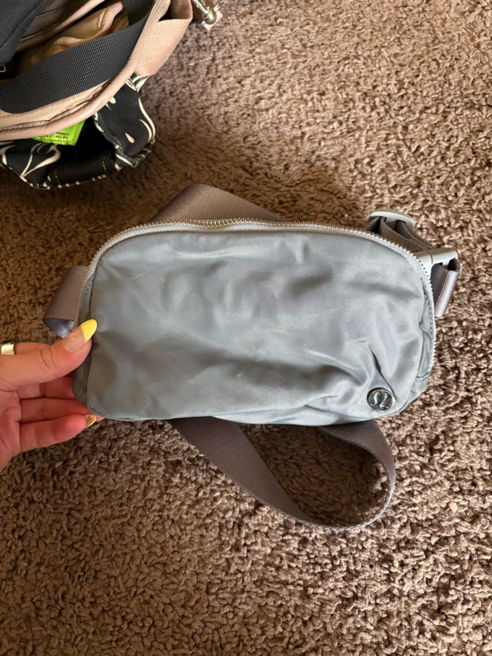 lululemon athletica gray crossbody belt bag